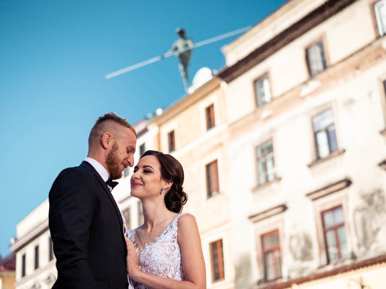 Młoda Para na spacerze w Lublinie